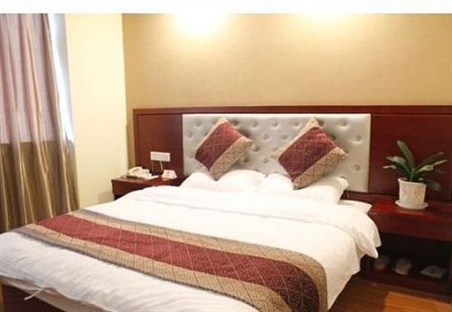 Хуайань: Super 8 Hotel Huai An Central Bus Station