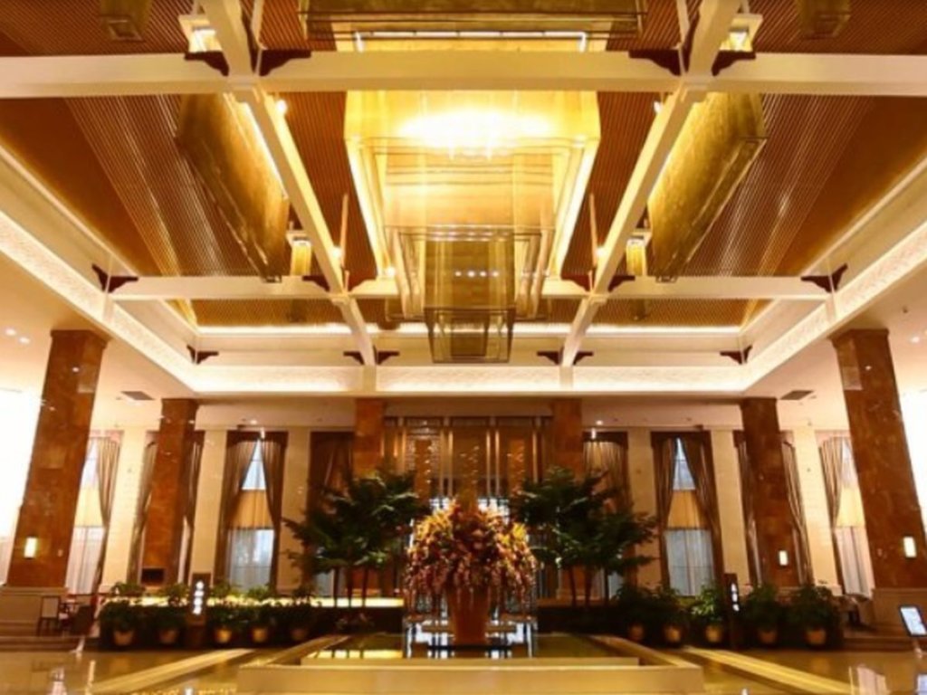 Шэньян: Shenyang Liaoning Mansion