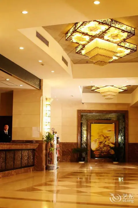 Шанхай: Shanghai New Space-time Ruili Hotel
