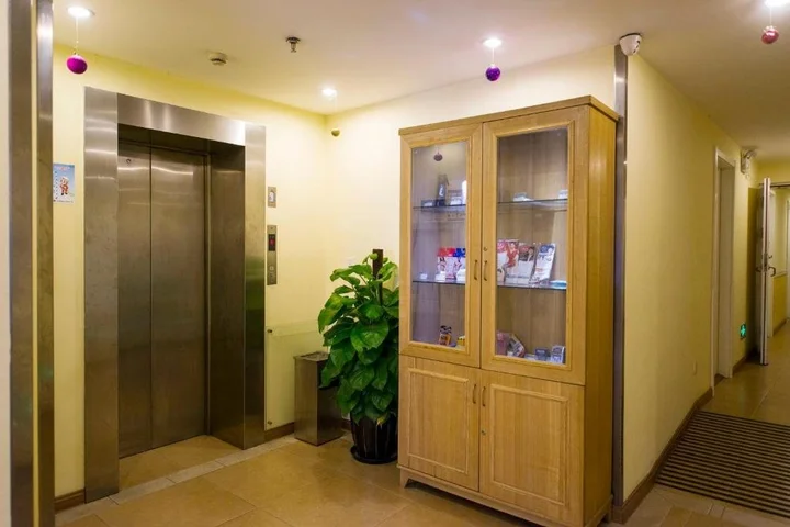 Чанша: Home Inn Changsha Yuelu Mountain Rongwan Town Metro Station