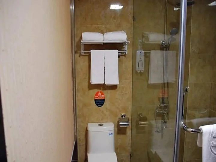 Чжэньцзян: GreenTree Inn Nanjing Tangshan Town Hot Spring Express Hotel