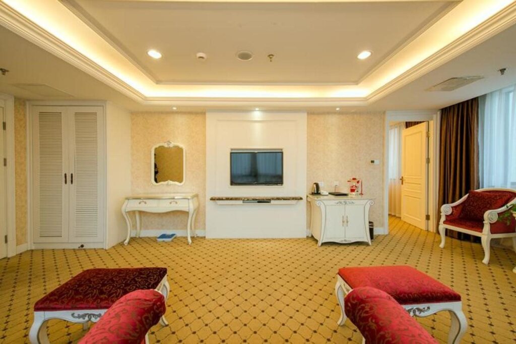 Пекин: Beijing Huiqiao Hotel