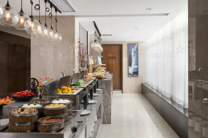 Наньнин: Nanning Champs Elysees Hotel