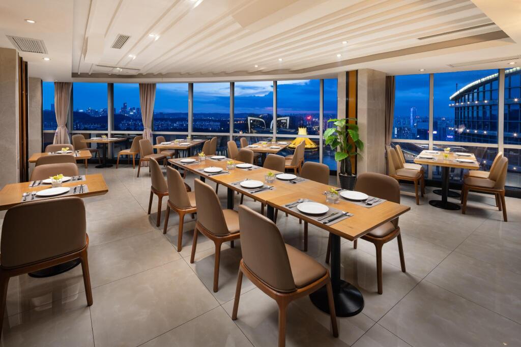 Наньнин: Nanning Champs Elysees Hotel