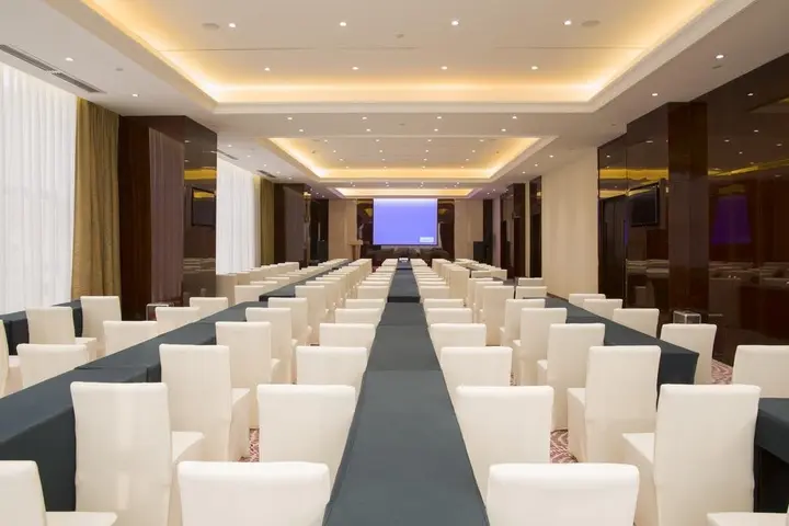 Таншань: The Garden Hotel Tangshan