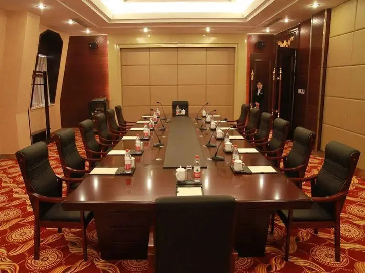 Тайан: Inzone  Garland  Hotel Taian