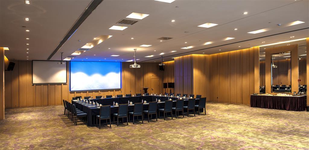 Юнчжоу: Days Hotel Chuangfacheng(Next to the yongzhou high railway station )