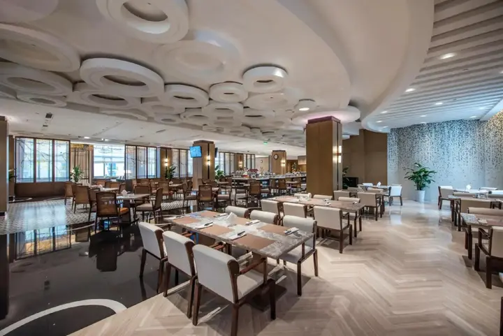 Чэнду: Rainbird International Hotel
