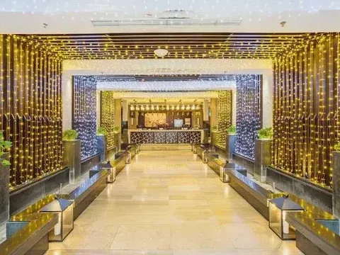 Чунцин: Jindaoxia Liangjiang Holiday Hotel
