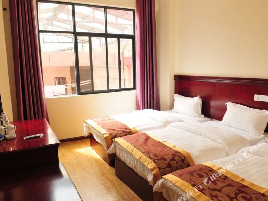 Дали: Serene Holiday Hotel