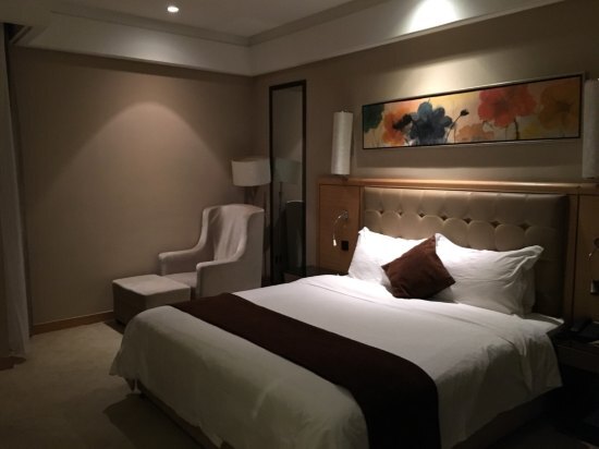 Hua Du CEO Business Hotel (Currently unavailable) — фото 2