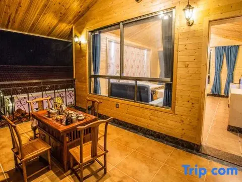 Хойчжоу: New Taoyuan Mountain Village