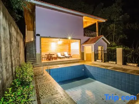 Хойчжоу: New Taoyuan Mountain Village
