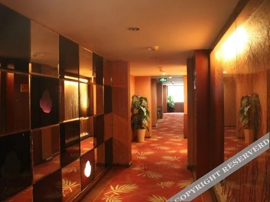 Лучжоу: Baolai Lidu Hotel