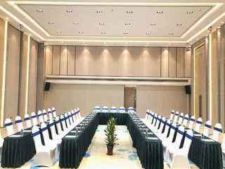 Наньнин: Nanning Jingdu International Hotel (Nanhu Park Binhu Road Metro Station)