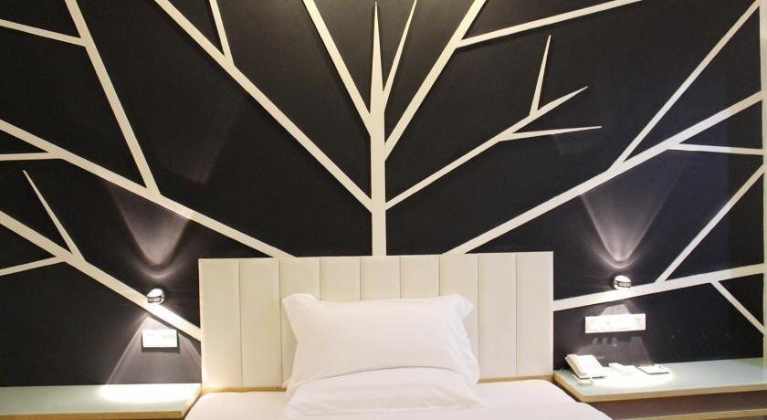 Цзиньюань: Guangjia Business Hotel