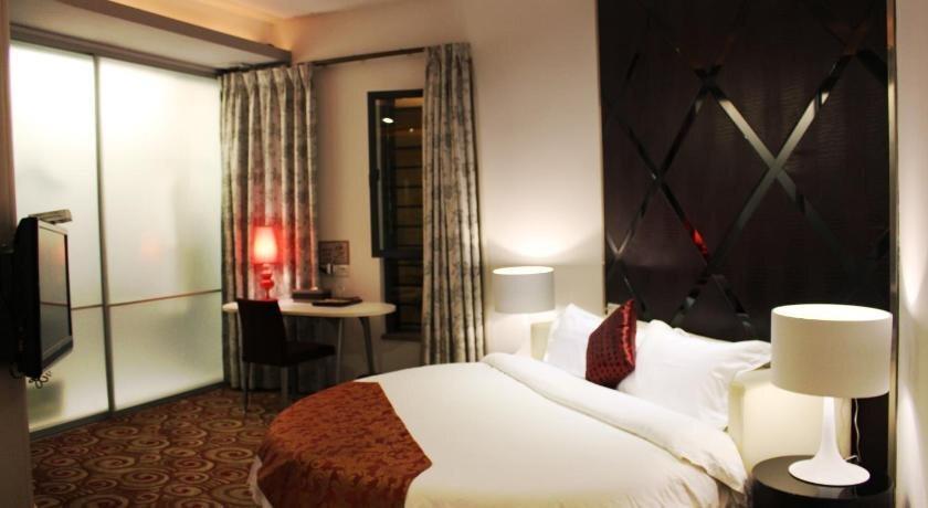 Цзиньюань: Guangjia Business Hotel