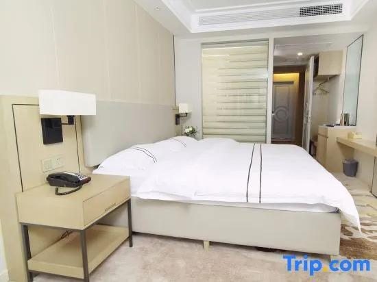 Эчжоу: Huanggang New Beacon Waiden Hotel