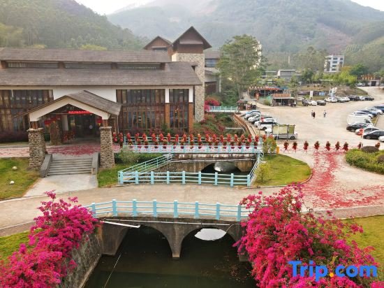 Хойчжоу: Huizhou Yiqinggu Hot Spring Hotel