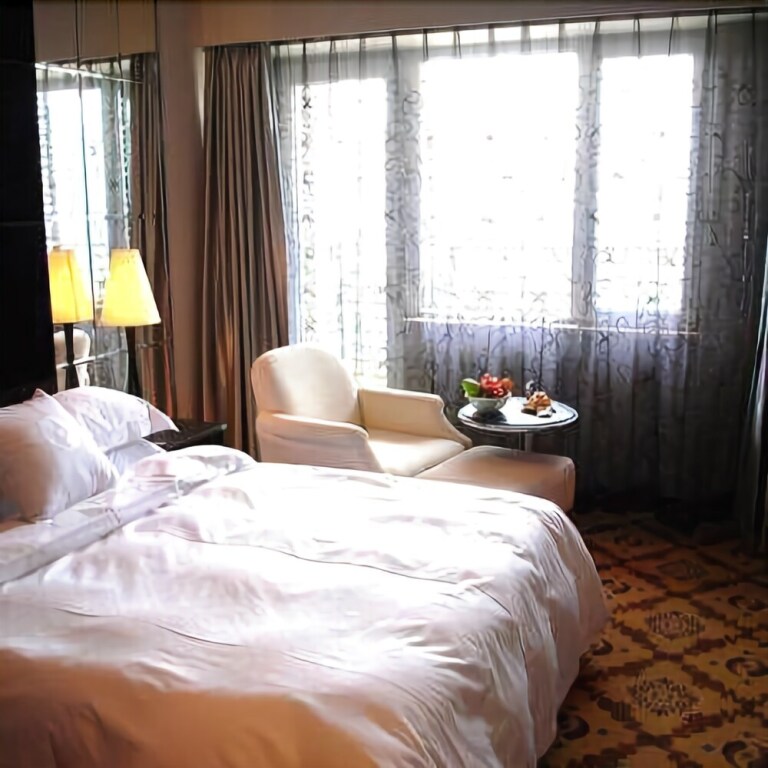 Телин: Jinfeng Huayuan Hotel (Tieling County Shuimu)
