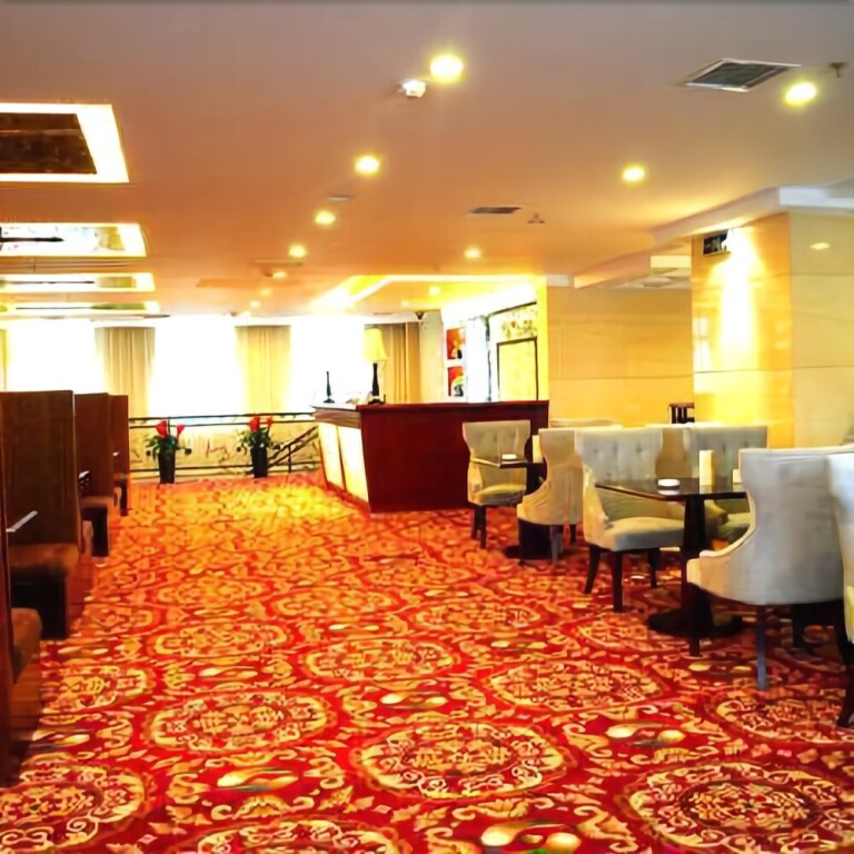 Телин: Jinfeng Huayuan Hotel (Tieling County Shuimu)