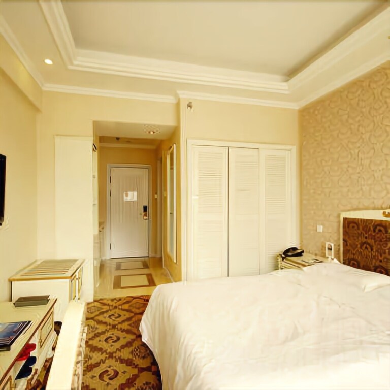 Jinfeng Huayuan Hotel (Tieling County Shuimu) — фото 2