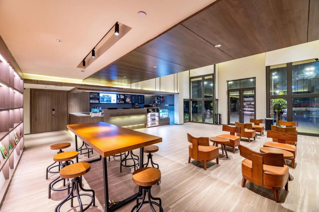 Ухань: HanTing Hotel (Wuhan Wuchang Railway Station Qiyimen)