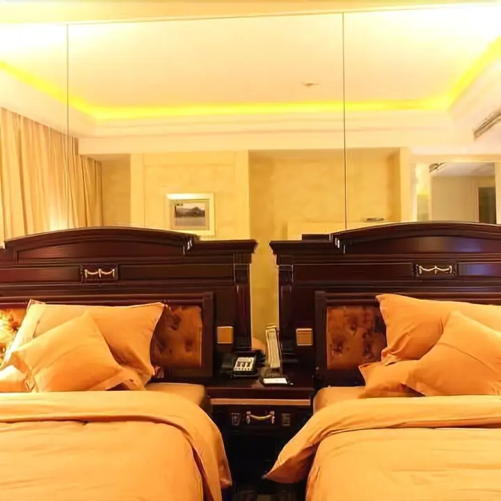 Уху: Hezhong Guanjing Hotel