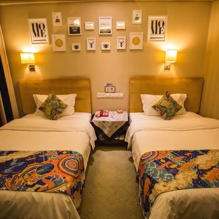 Сичан: Four Seasons Holiday Hotel