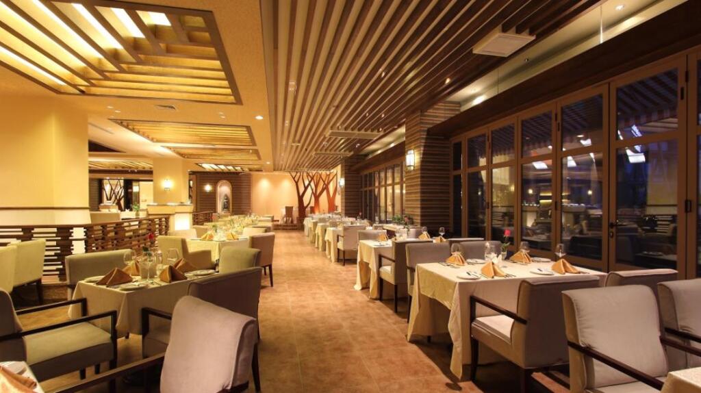 Дали: Best Western Charming City Hotel
