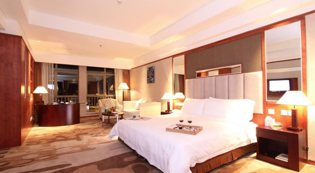 Дали: Best Western Charming City Hotel