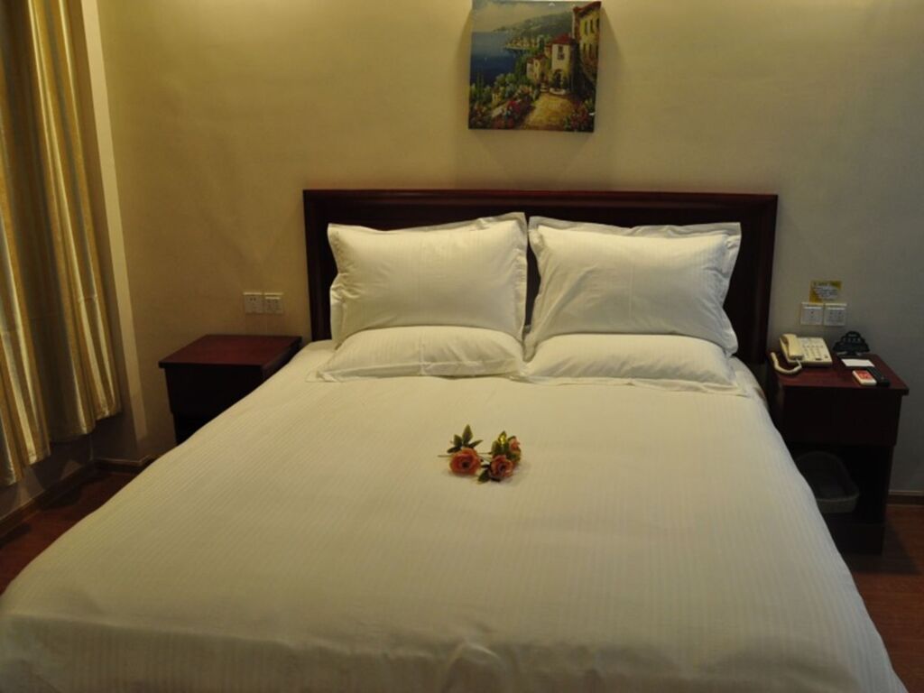 Цзинин: GreenTree Inn Shandong Jining Qufu East Jingxuan Road Sankong Express Hotel