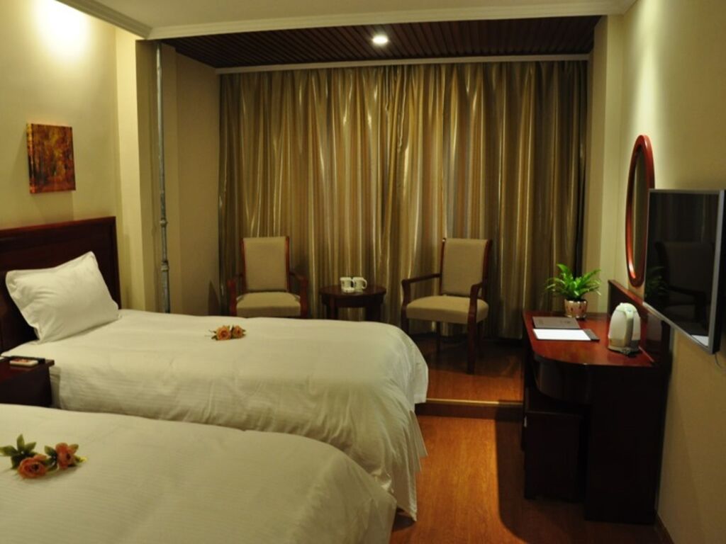 Цзинин: GreenTree Inn Shandong Jining Qufu East Jingxuan Road Sankong Express Hotel