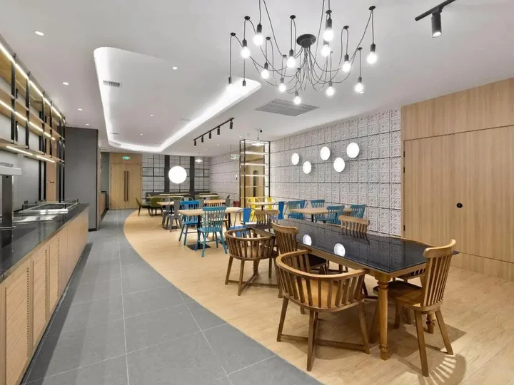Чунцин: JI Hotel (Chongqing Jiefangbei Pedestrian Street)