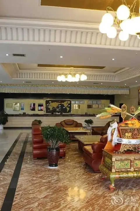 Шангри-Ла: Zhaxidele Hotel