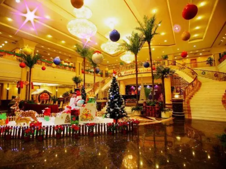 Хэфэй: Grand Hotel Overseas Traders Club