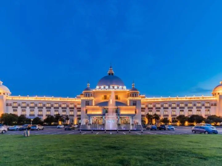 Хэфэй: Grand Hotel Overseas Traders Club