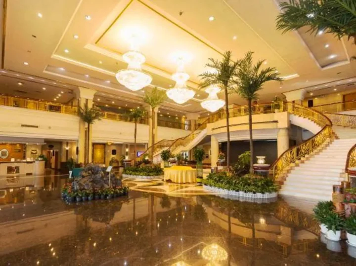 Хэфэй: Grand Hotel Overseas Traders Club
