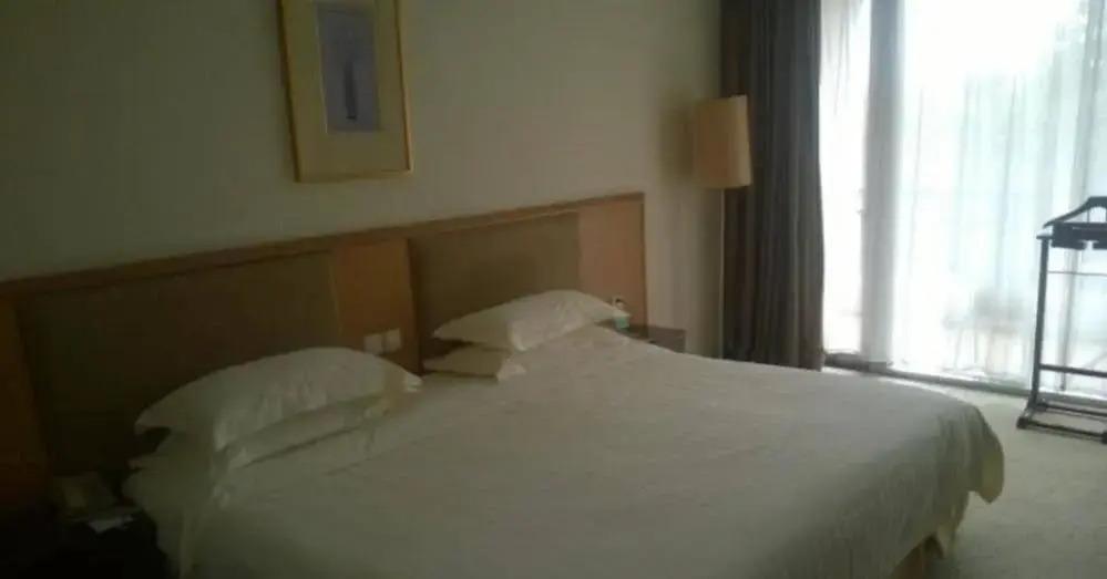 Уси: Sainty Lakeside Hotel