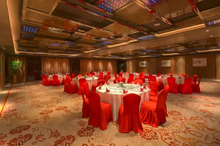 Иу: Sanding New Century Grand Hotel Yiwu