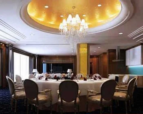 Иньчуань: 吴忠盛悦饭店