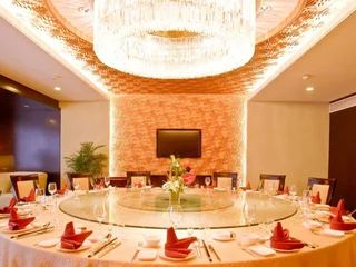 Уху: Cenbest Jinling Grand Hotel