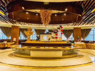 Уху: Cenbest Jinling Grand Hotel