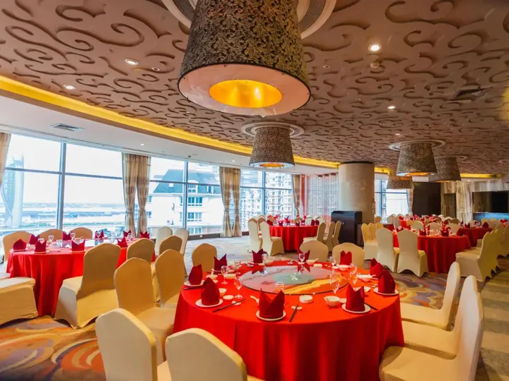 Уху: Cenbest Jinling Grand Hotel