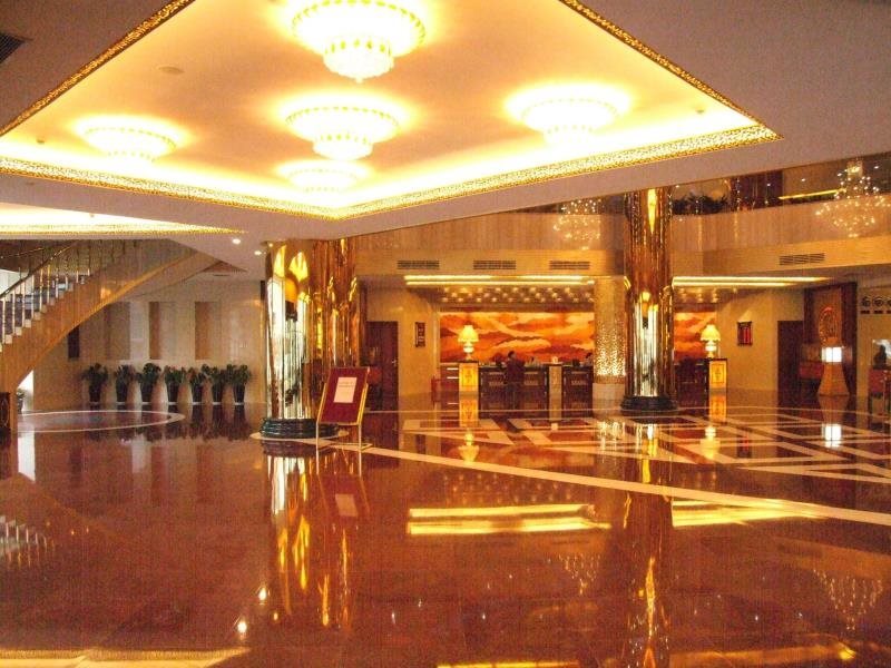 Таншань: Jinjiang Grand Hotel