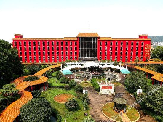 Ухань: Lake View Garden Hotel