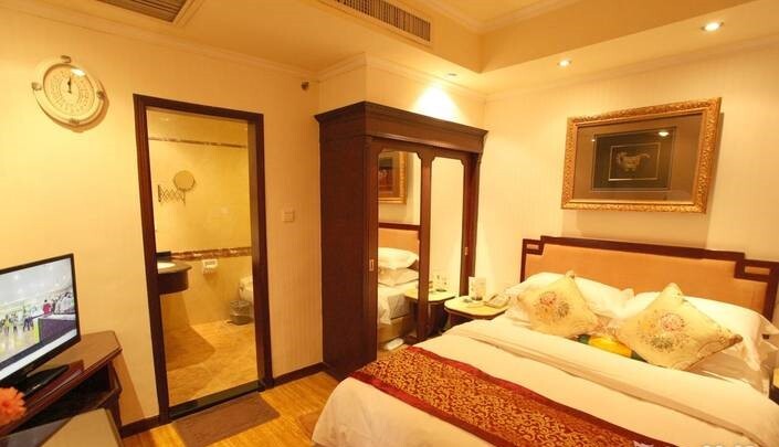 Ухань: Lake View Garden Hotel