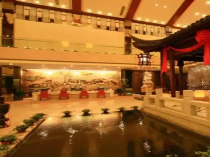 Ляньюньган: Good Fortune Hot Spring Hotel