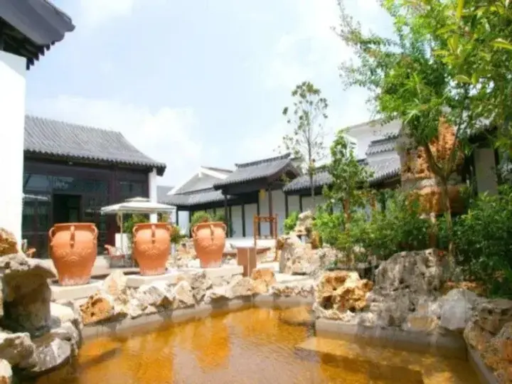 Ляньюньган: Good Fortune Hot Spring Hotel