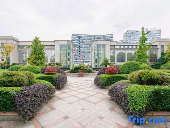 Дэян: Xiyuan Hotel